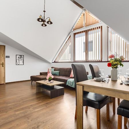 Ari Central Grand Apartments - Luxurious Stay Arad Dış mekan fotoğraf