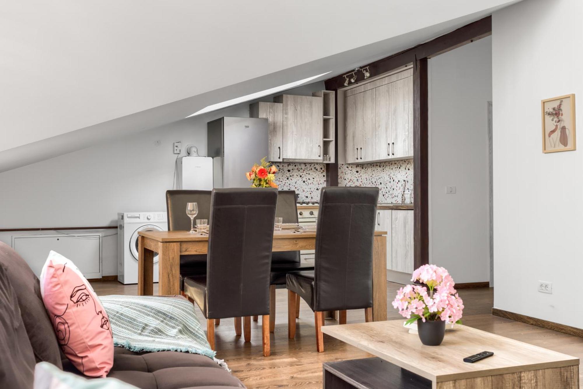 Ari Central Grand Apartments - Luxurious Stay Arad Dış mekan fotoğraf