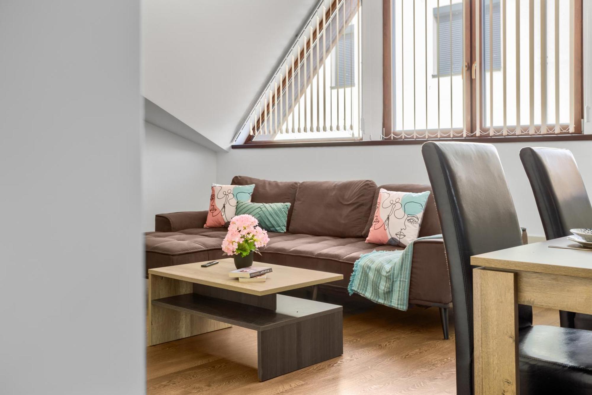 Ari Central Grand Apartments - Luxurious Stay Arad Dış mekan fotoğraf