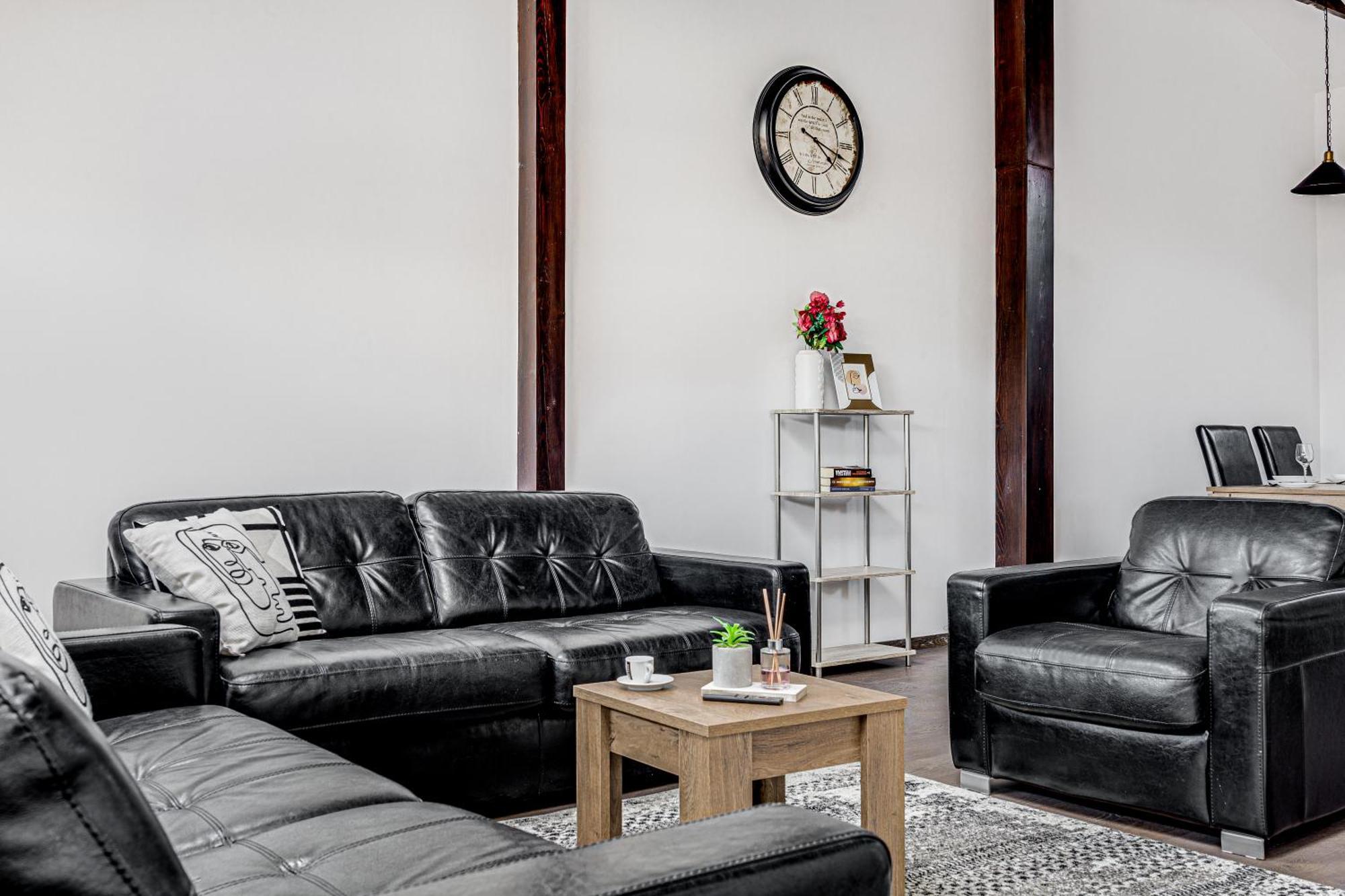 Ari Central Grand Apartments - Luxurious Stay Arad Dış mekan fotoğraf