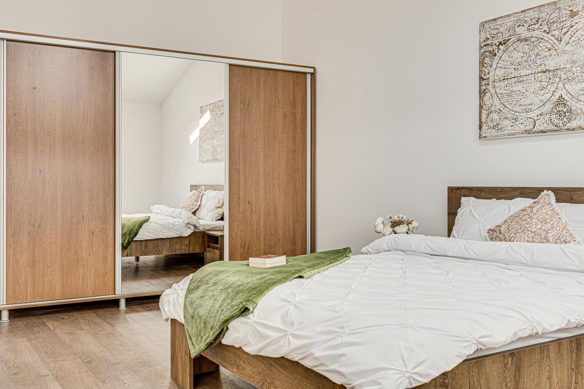Ari Central Grand Apartments - Luxurious Stay Arad Dış mekan fotoğraf